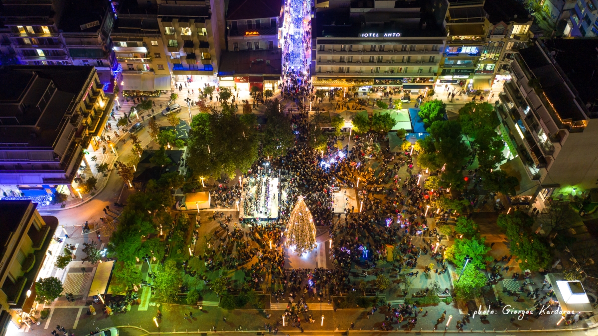 agrinio xmas tree 2019 06