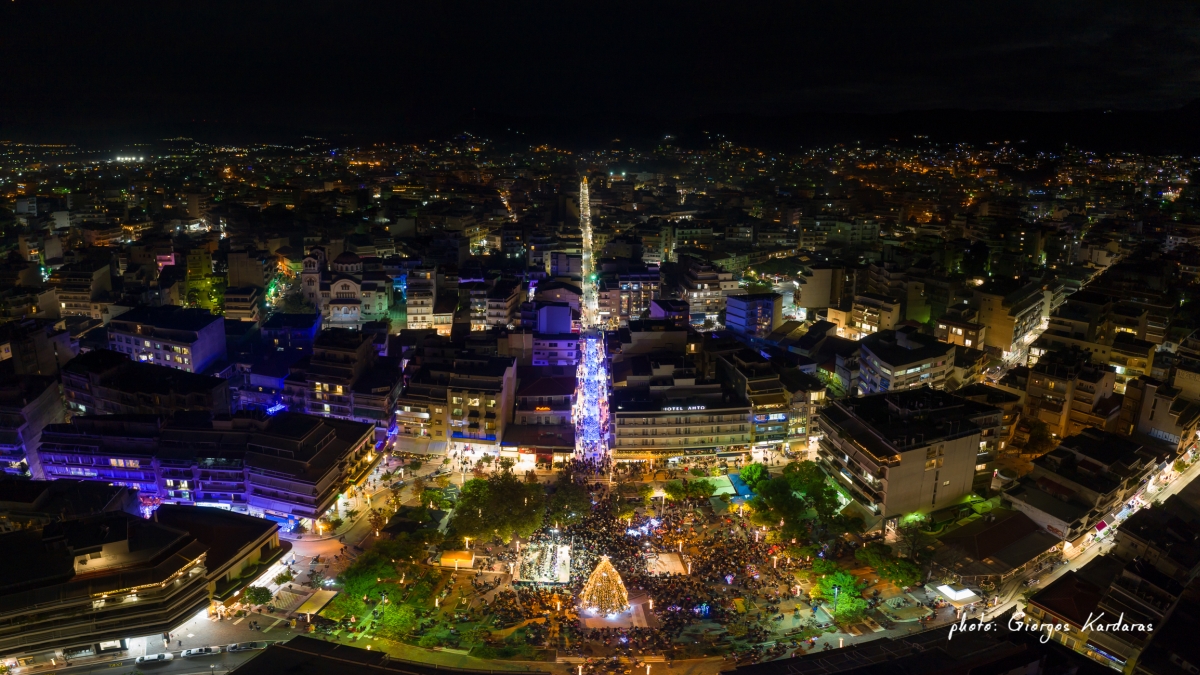 agrinio xmas tree 2019 07