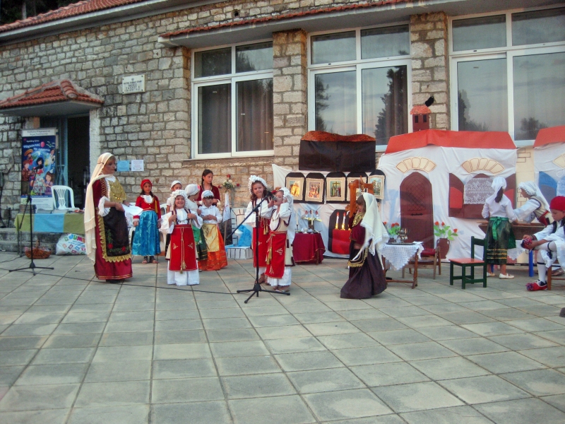 paradosiakos gamos 31