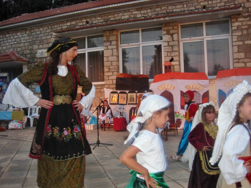 paradosiakos gamos 35