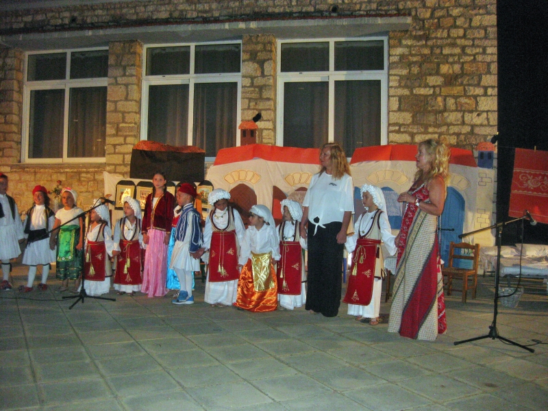 paradosiakos gamos 59