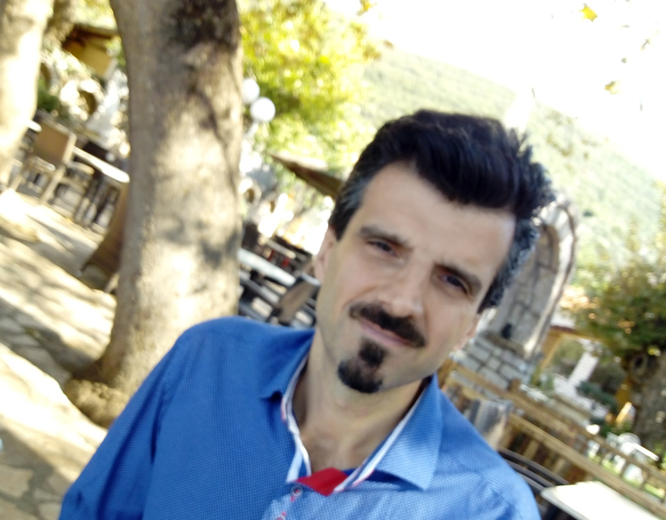 ΚομπορόζοςΒασίλης