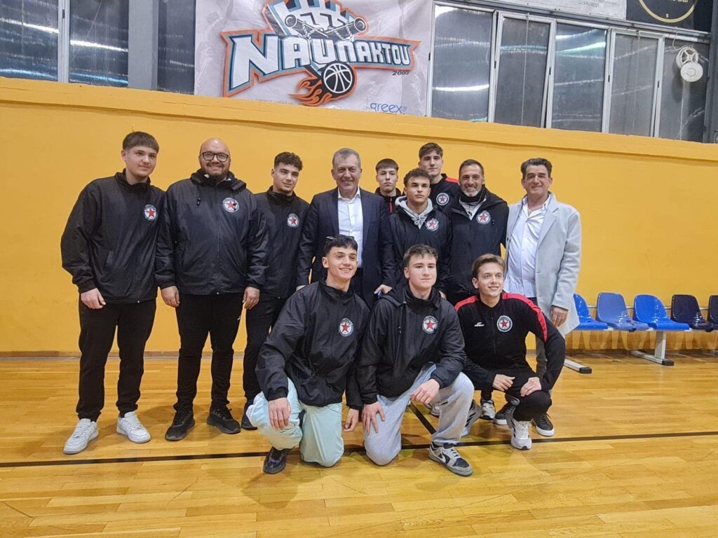 Βρούτσης: 2,5 εκατ. ευρώ για νέα κερκίδα στο Παπαχαραλάμπειο Στάδιο Ναυπάκτου