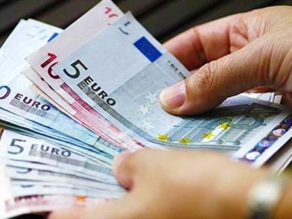 Πώς θα υπολογιστεί το 2025 ο κατώτατος μισθός