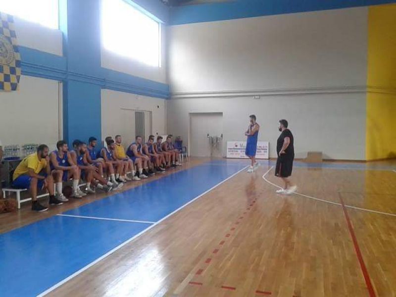 Αίολος Αστακού:  Φιλικό με Γλαύκο και αγιασμός