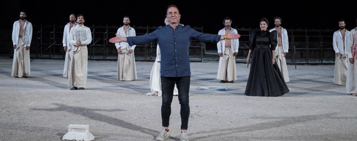 Η απίστευτη υποκρισία της ελληνικής showbiz: Όλοι ήξεραν, όλοι σιωπούσαν