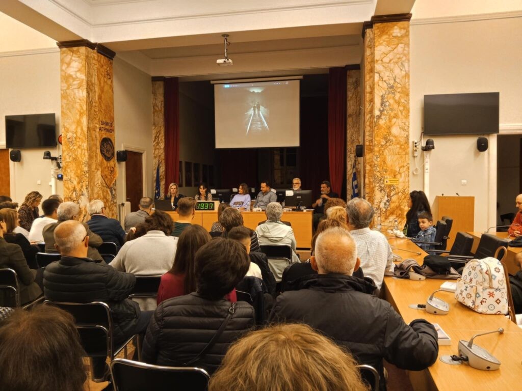 Τα «Τρία πρόσωπα και άλλα διηγαίματα» του Στέλιου Φούντα παρουσιάστηκαν και στο Αγρίνιο