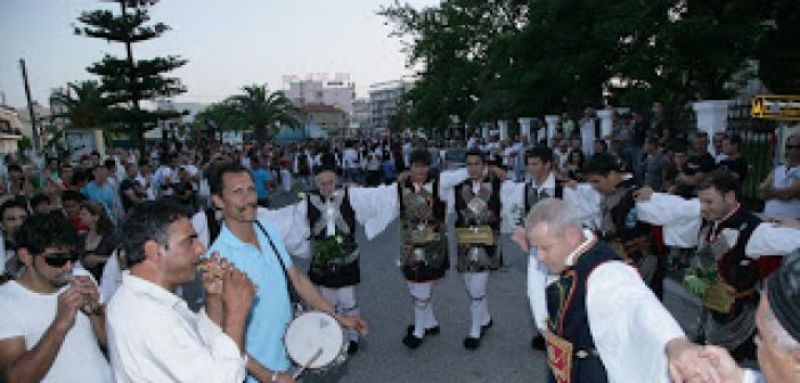 «Νταούλια και ζουρνάδες» από σήμερα στο Μεσολόγγι για το μοναδικό αστικό πανηγύρι της χώρας! Το πανηγύρι του Άη Συμιού!