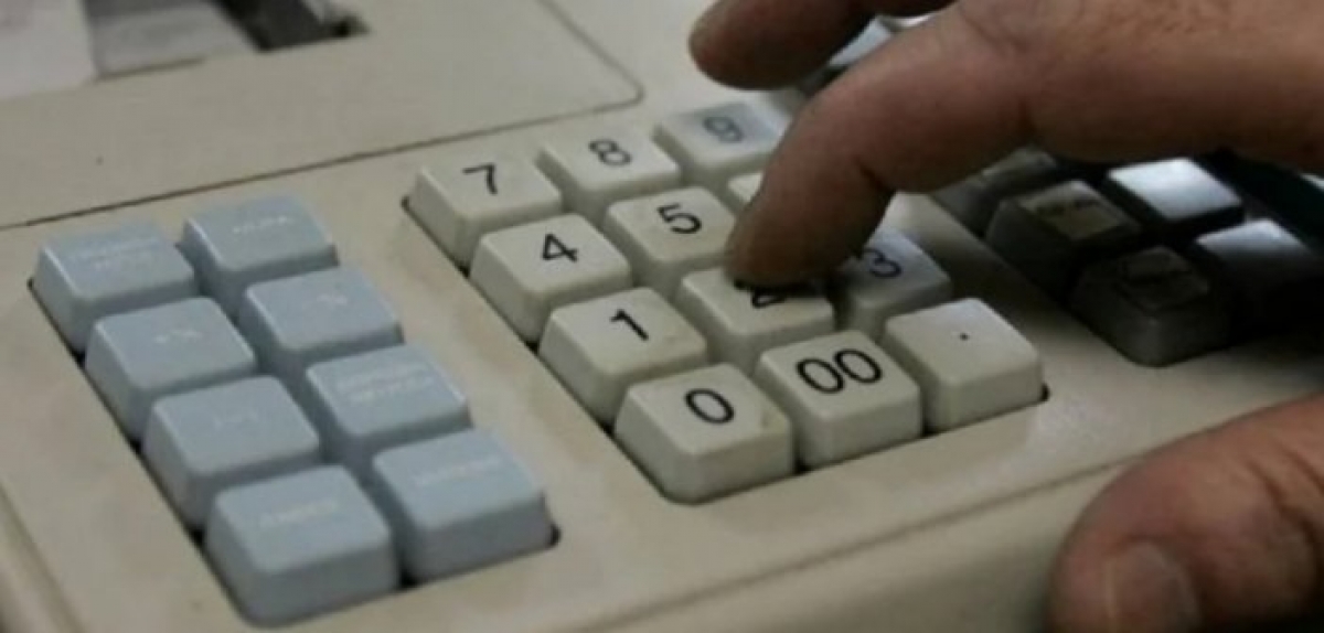 MyData: Τι αλλάζει για ταμειακές μηχανές από 1/9 – Τα πρόστιμα στις επιχειρήσεις