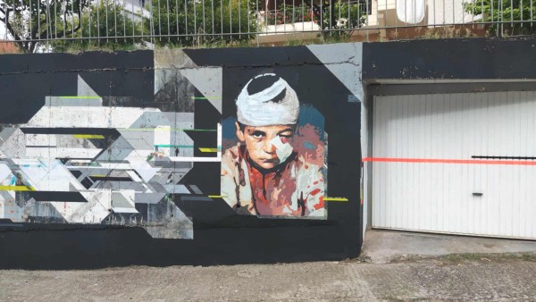 Αγρίνιο: Συγκλονίζει το αντιπολεμικό έργο του Δημήτρη Δήμα στην οδό Βλαχερνών