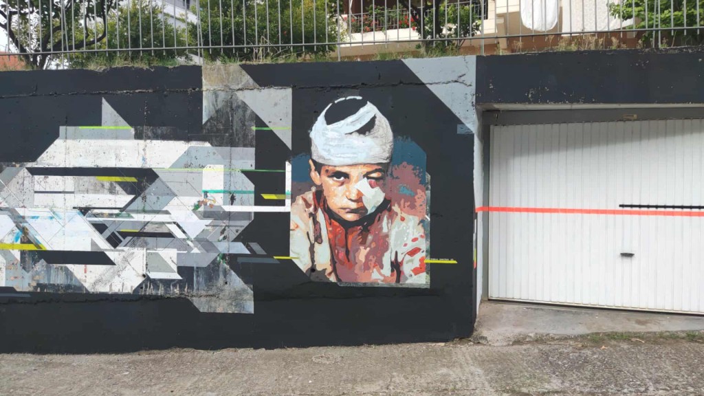 Αγρίνιο: Συγκλονίζει το αντιπολεμικό έργο του Δημήτρη Δήμα στην οδό Βλαχερνών