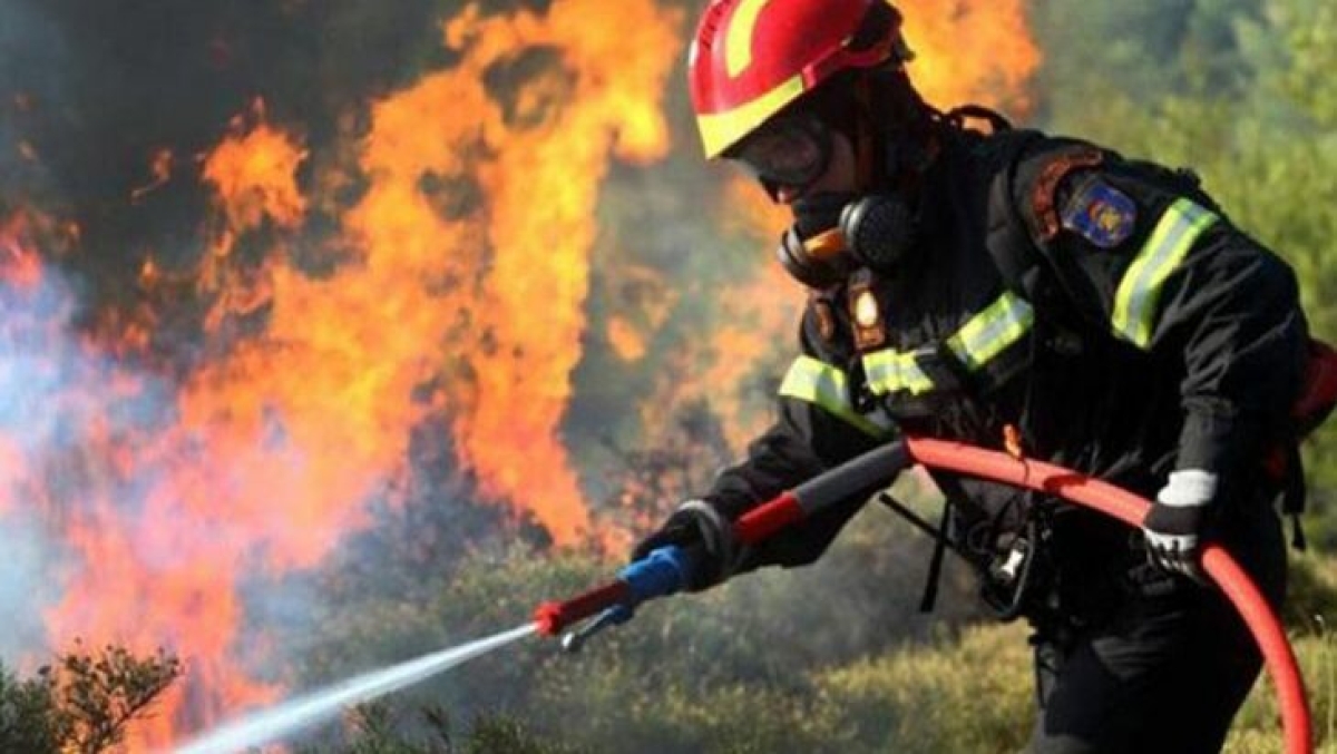 Πότε θα βγουν οι προκηρύξεις για τις 3.630 προσλήψεις εποχικών πυροσβεστών