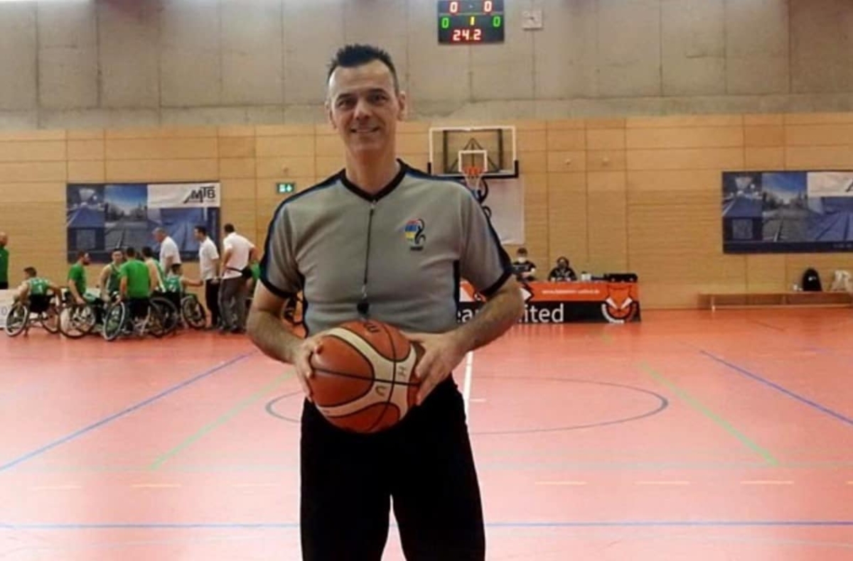 Μπάσκετ με αμαξίδιο: Ο όγδοος τελικός του Αγρινιώτη διαιτητή Μπίκα