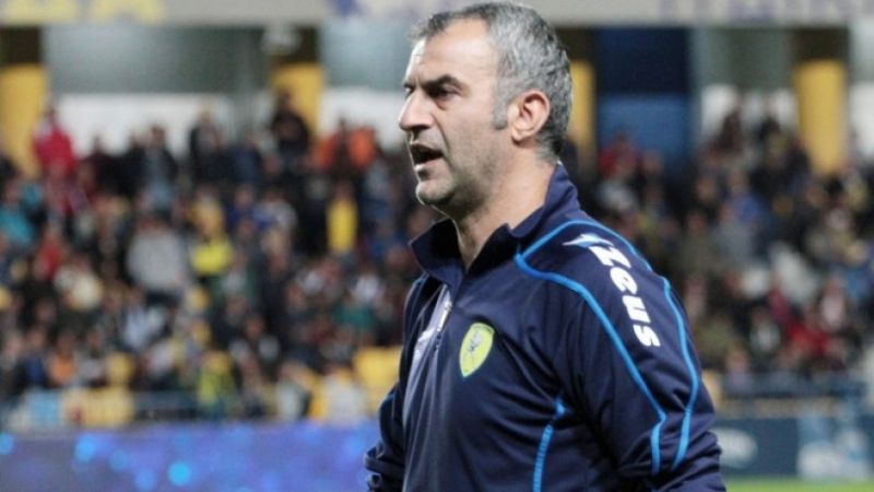 Δέλλας: «Περισσότερο σεβασμό στον Παναιτωλικό»