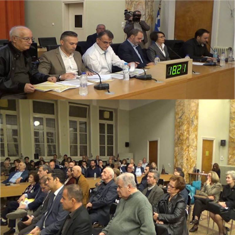 Αγρίνιο-Σούλι: Η επανασύνδεση μέσα σε μια κατάμεστη αίθουσα