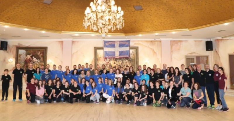 Ο Παγκρήτιος Σύλλογος Αιτωλ/νίας ευχαριστεί, μετά το επιτυχημένο 1ο Σεμινάριο Κρητικών Χορών (φωτο)