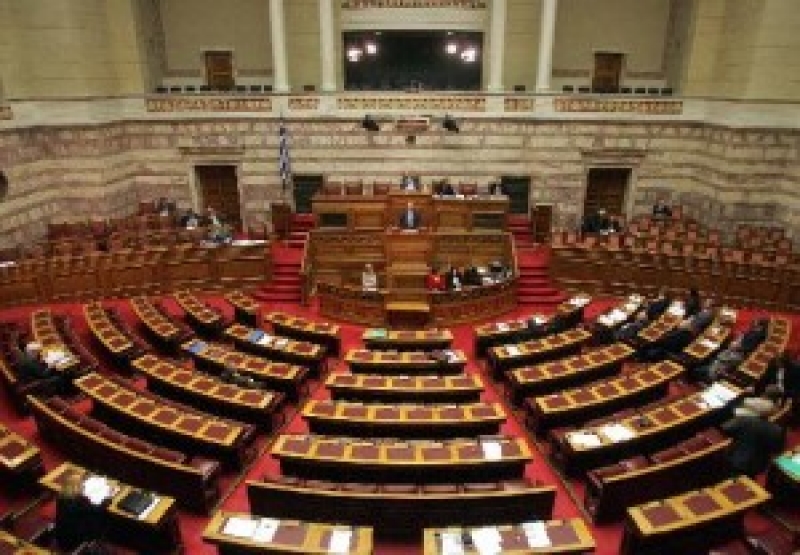 “Μόνη λύση η έντιμη παραίτηση της κυβέρνησης!”