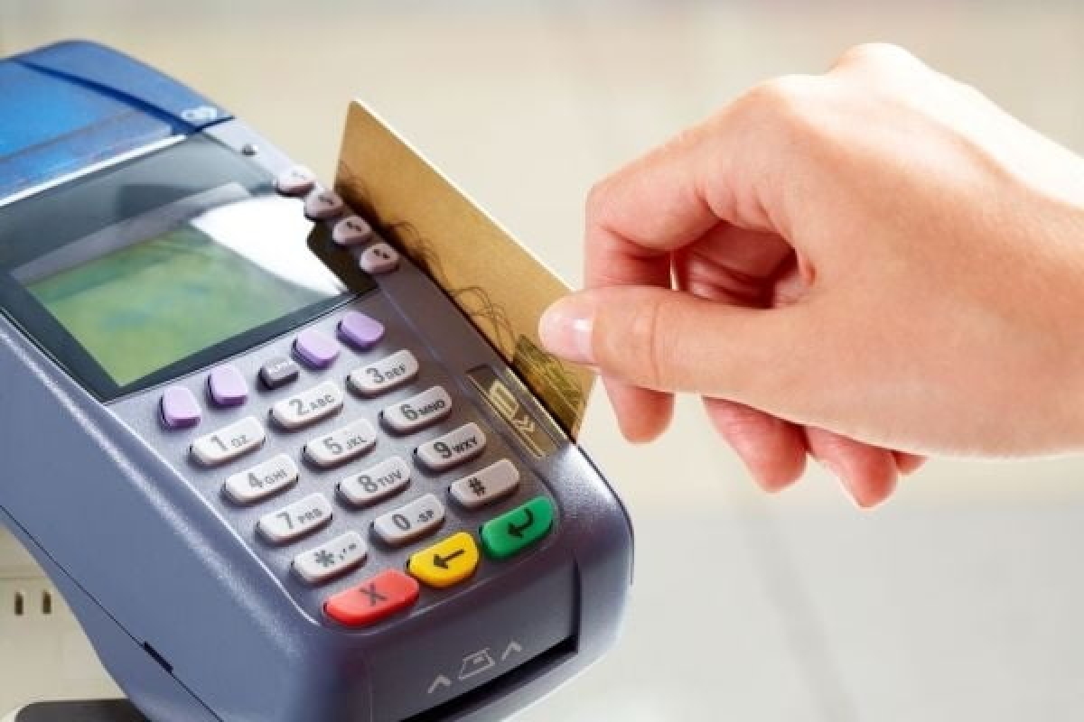 «POS παντού»: Από 29 Σεπτεμβρίου το «μπαλάκι» στις επιχειρήσεις