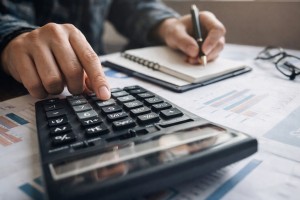 Έρχεται σημαντική ανατροπή στην φορολόγηση των κερδών από τις στοιχηματικές!