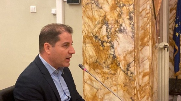 Δήμος Αγρινίου: Νέα μονοπάτια στον Αράκυνθο και την Τριχωνίδα – Έργο ανάδειξης 78 χιλιομέτρων