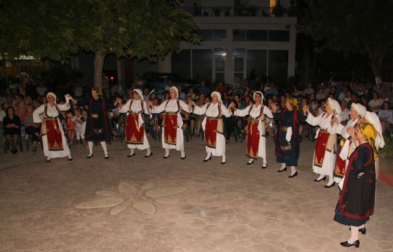 Εκδήλωση με παραδοσιακούς ρυθμούς, στα Καλύβια Αγρινίου