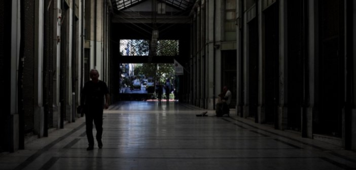 Εκτός αναστολής χιλιάδες εργαζόμενοι – Κινδυνεύουν μισθοί, σε ποιους κλάδους εντοπίζεται το πρόβλημα