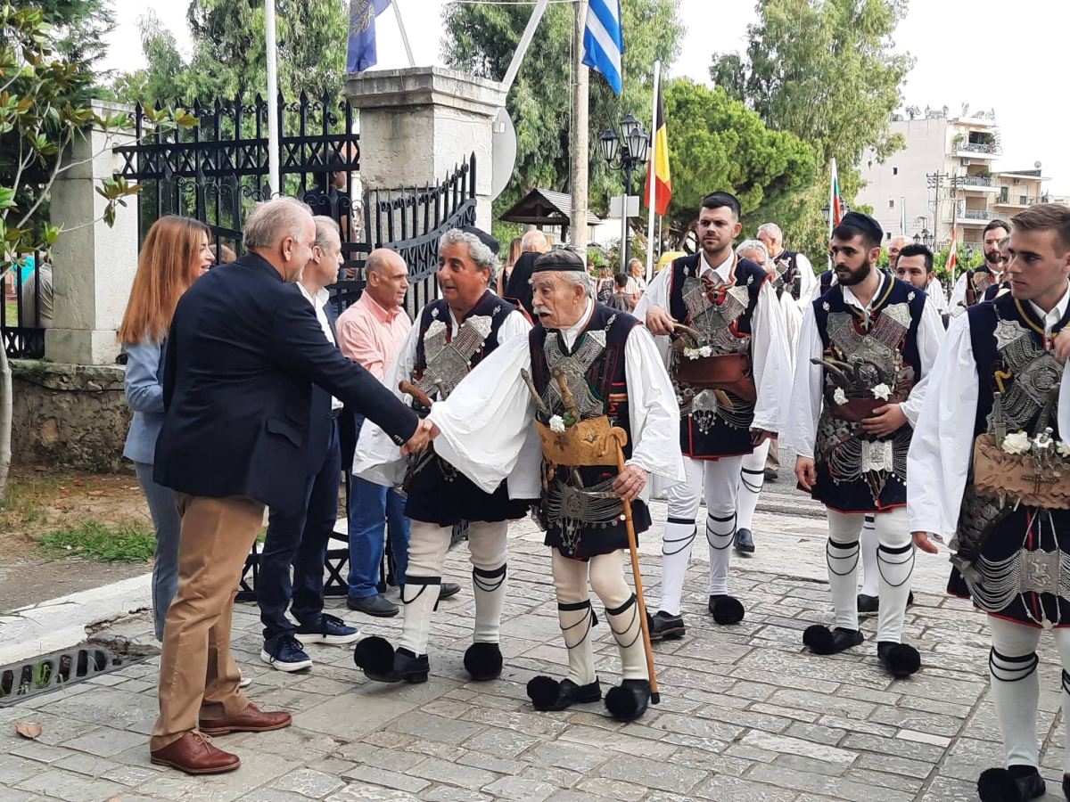 Συνεχίζεται και εντυπωσιάζει το φημισμένο πανηγύρι του «Αη Συμιού»