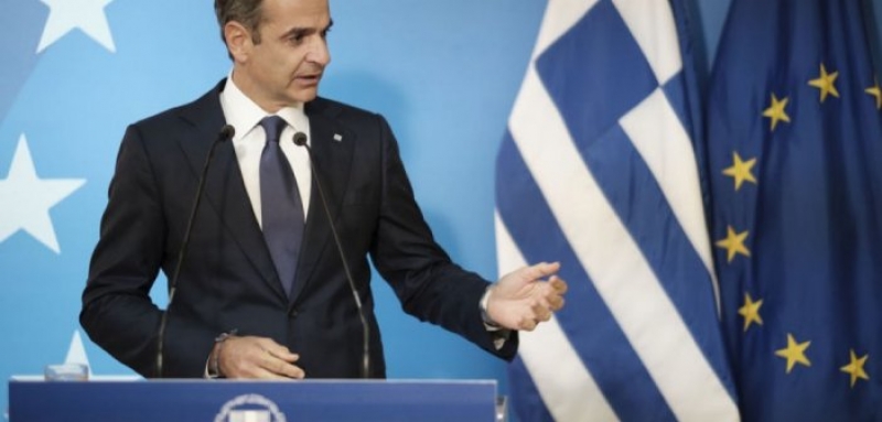 Με εντολή Μητσοτάκη ανακαλείται η απόφαση για φιλάθλους στα γήπεδα