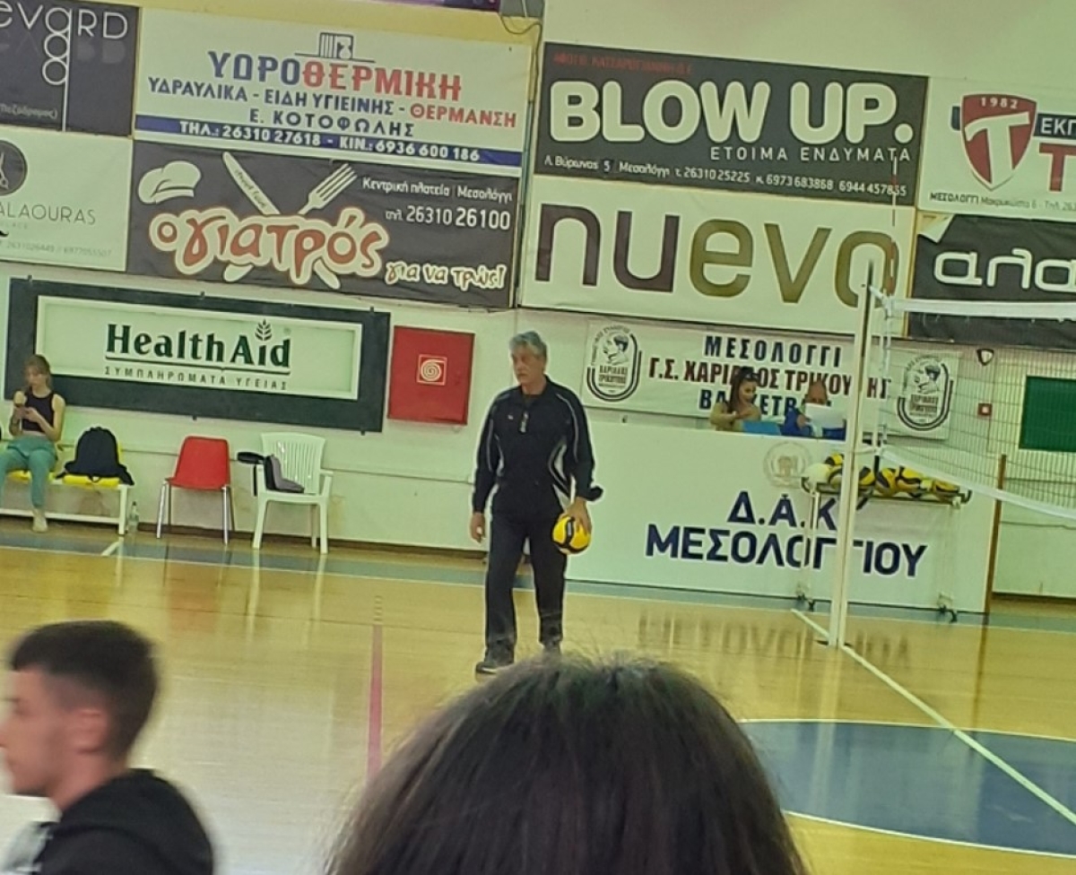 Ήττα με «αιχμές» για τη διαιτησία για το 1ο ΓΕΛ Μεσολογγίου στο σχολικό πρωτάθλημα βόλεϊ