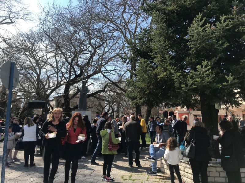 Πολύς κόσμος στο Θέρμο για τα κούλουμα