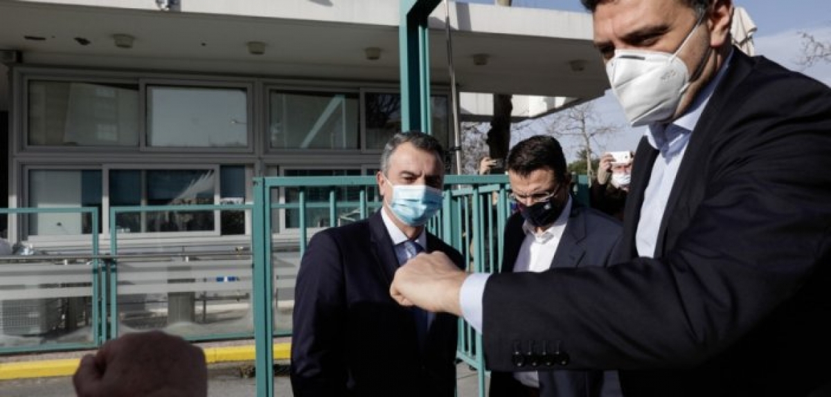 Η κυβέρνηση προαναγγέλλει νέα χρηματοδότηση των ιδιωτικών κλινικών για την πανδημία