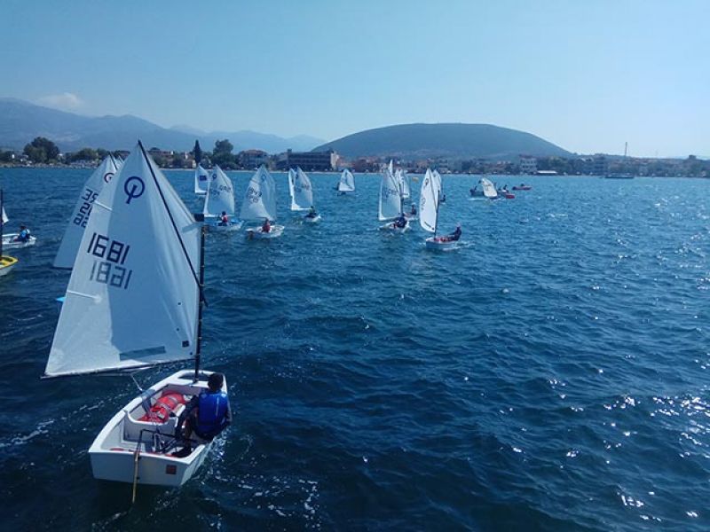 Μεγάλη συμμετοχή στον 6ο Διασυλλογικό Αγώνα Ιστιοπλοΐας στον Αμβρακικό Κόλπο