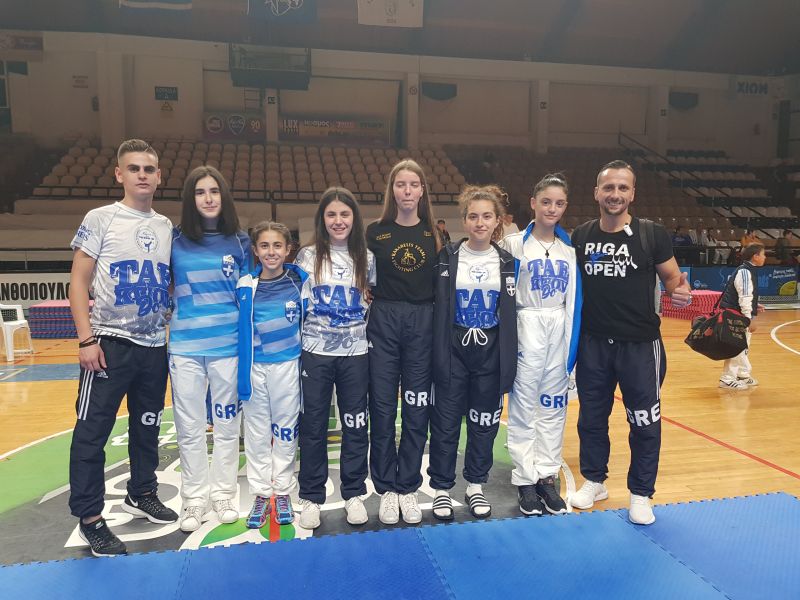 Καταπληξαν με τις εμφανίσεις του οι αθλητές του Θησέα  στο διασυλλογικό πρωτάθλημα Τaekwondo