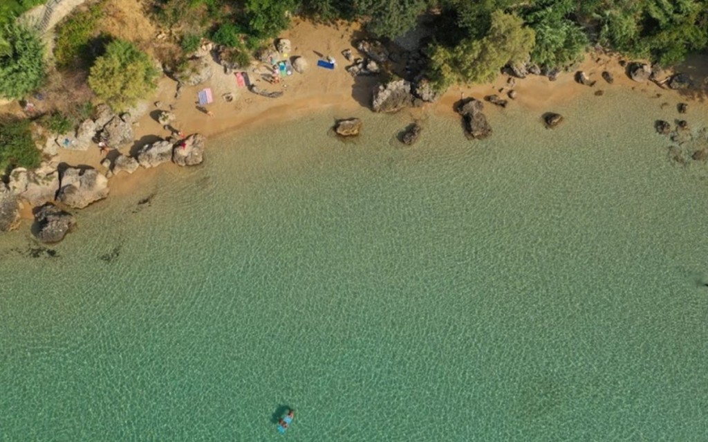 Αναρτήθηκε η διακήρυξη για τον διαγωνισμό χρήσης αιγιαλού και παραλίας στον Δήμο Ξηρομέρου