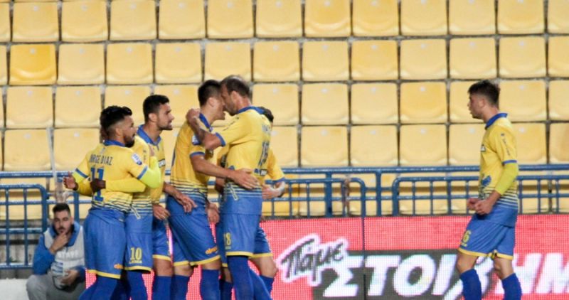 Δεν μπορεί να σηκώσει κεφάλι…