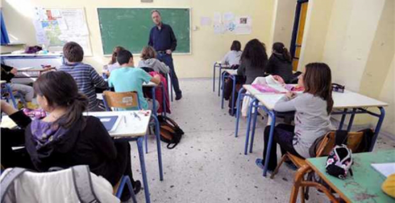Μέσω ΑΣΕΠ οι νέες προσλήψεις στους εκπαιδευτικούς – Με το νέο σύστημα το 95% των υποψηφίων για τις πανελλαδικές