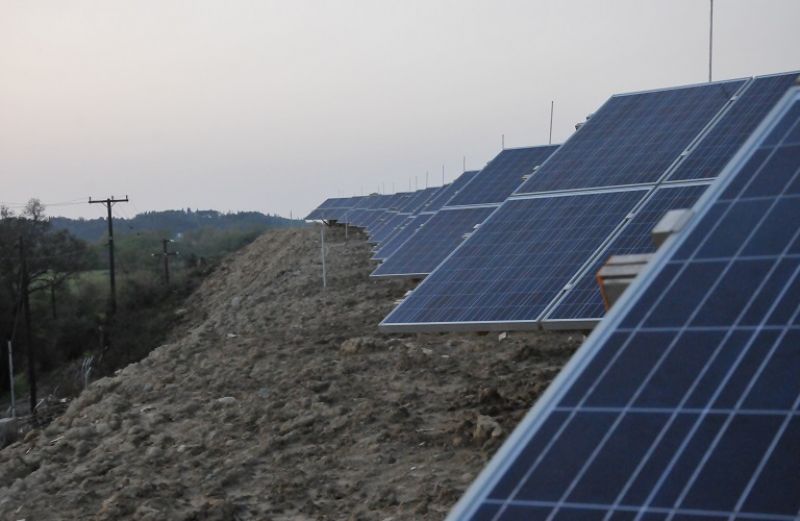 Τα τζάμια στα χωράφια