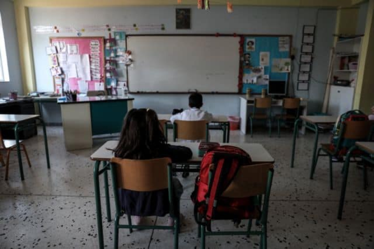 Προσλήψεις αναπληρωτών: Αντίστροφη μέτρηση για την πρόσκληση του υπουργείου Παιδείας