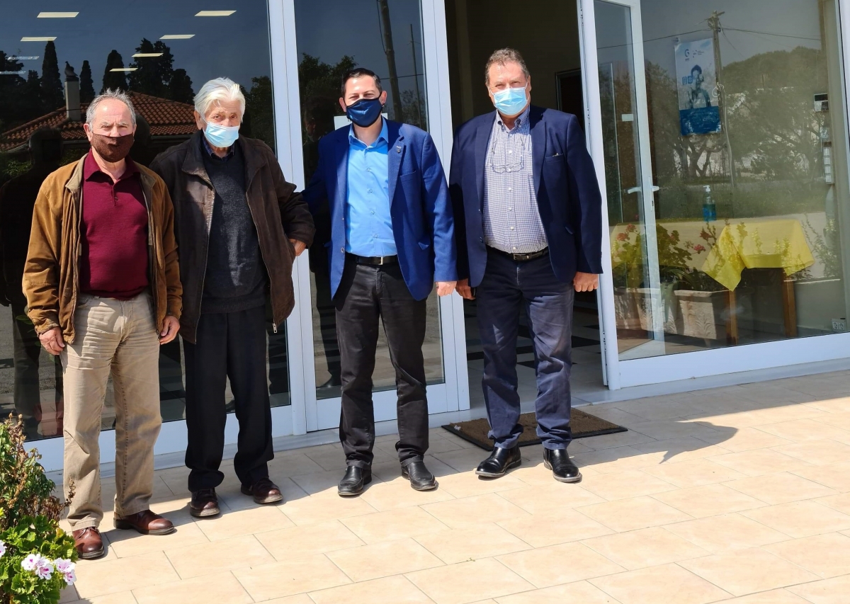 Κοινό μέτωπο  για την αναδιάρθρωση της κορινθιακής σταφίδας - Επίσκεψη του Αντιπεριφερειάρχη Αγροτικής Ανάπτυξης Θ. Βασιλόπουλου στη Ζάκυνθο