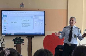 Ενημερωτική δράση κυκλοφοριακής αγωγής στο 13ο Δημοτικό Σχολείο Αγρινίου