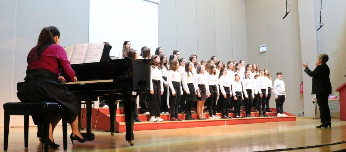 Μια ανεπανάληπτη βραδιά με την Ακαδημαϊκή Χορωδία Νέων Αθηνών τον Ορφέα και το Μουσικό Σχολείο Αγρινίου