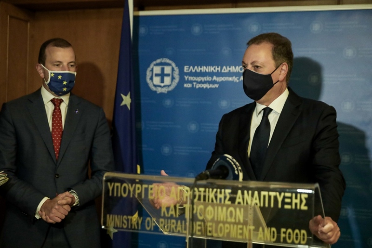 Κοινός τόπος στο ζήτημα της παράνομης τουρκικής αλιείας, κατά τη συνάντηση ΥΠΑΑΤ - Επιτρόπου Περιβάλλοντος, Ωκεανών και Αλιείας της Ε.Ε.