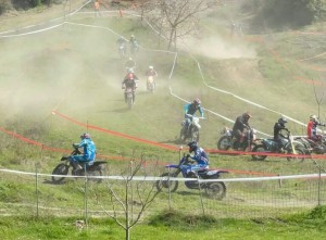 Αδρεναλίνη και θέαμα στους αγώνες Scrumble στην Σκουτερά Αγρινίου