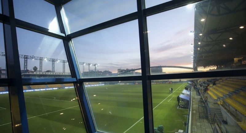 Ανθεκτικοί μόνο οι παίκτες της Super League