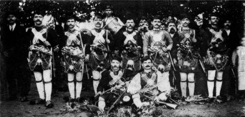 Το έθιμο των αρματωμένων στη «Ψιλή Παναγιά» στο Ζαπάντι