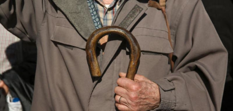 Προς κατάργηση η “13η σύνταξη”! Έρχεται μηχανισμός στήριξης χαμηλοσυνταξιούχων