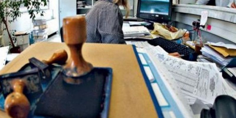 Δημόσιο: Αλλάζουν τα πάντα – Τι θα γίνει με τις μετατάξεις, τους μισθούς και τις άδειες!