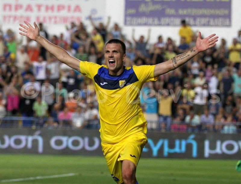 Σκοράρει; Κερδίζει…