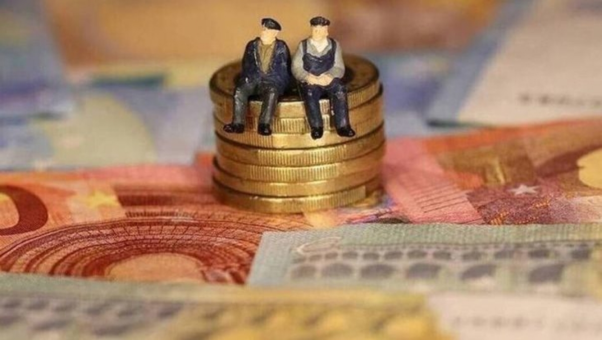 Αυξήσεις και αναδρομικά για 200.000 συνταξιούχους – Αναλυτικά παραδείγματα