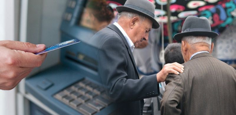 Ασφαλιστικό: Έρχονται 7 ανατροπές – Αλλάζουν όλα σε εισφορές και συντάξεις